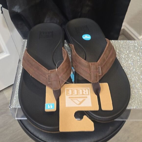 Reef Cushion Phantom LE 2.0 Flip-Flop Sandals- Brown/Black main image 8